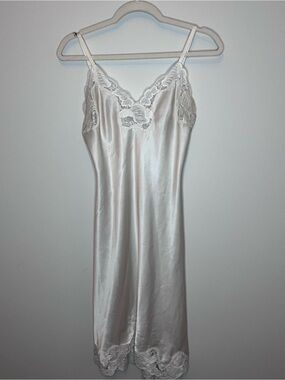 Vintage Lady Lynne White Satin Lace Slip Dress Nightgown Y2K Fairy Coquette
